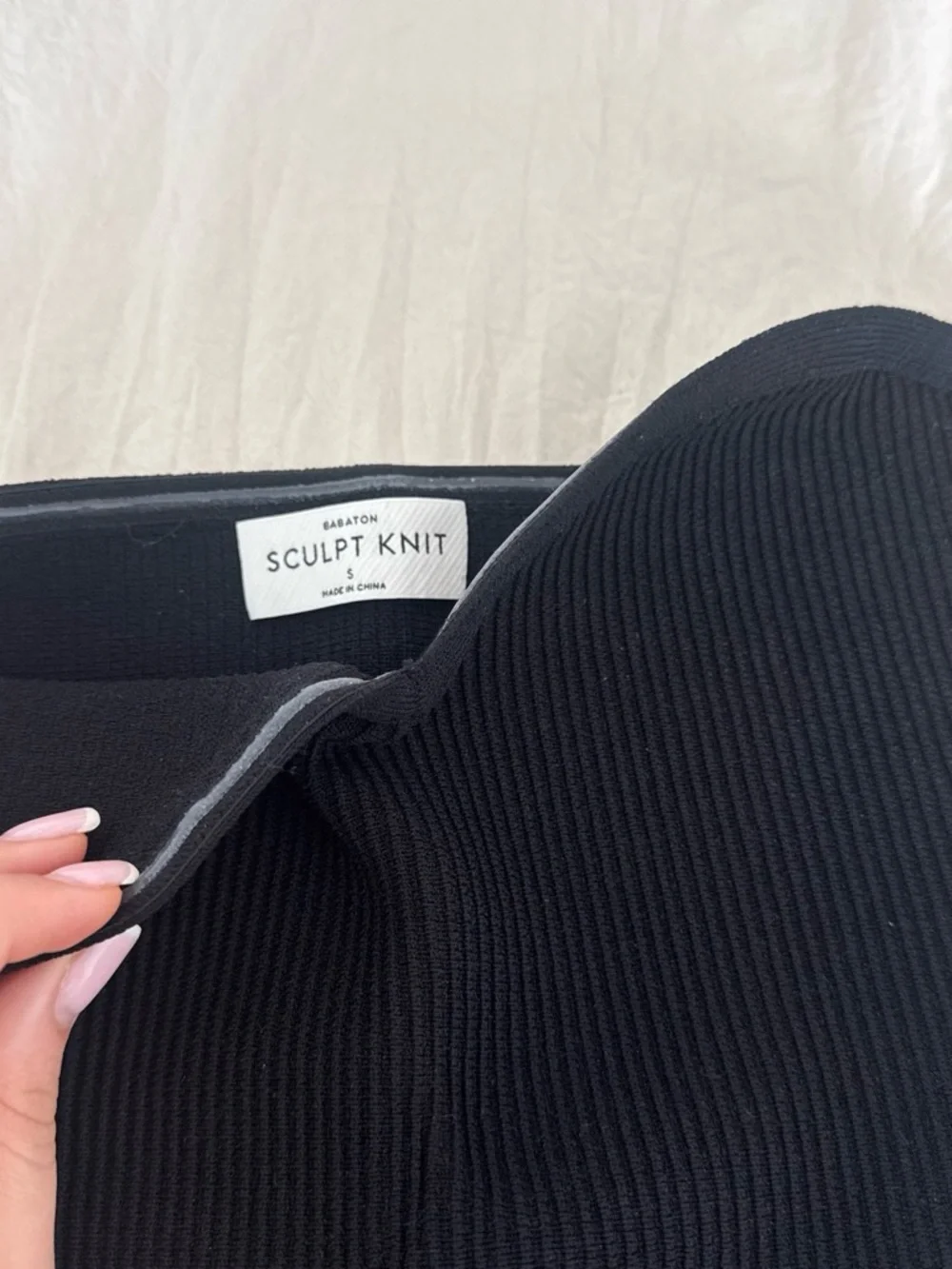 Aritzia Black sculpt knit Ribbed Strapless Bandeau Top